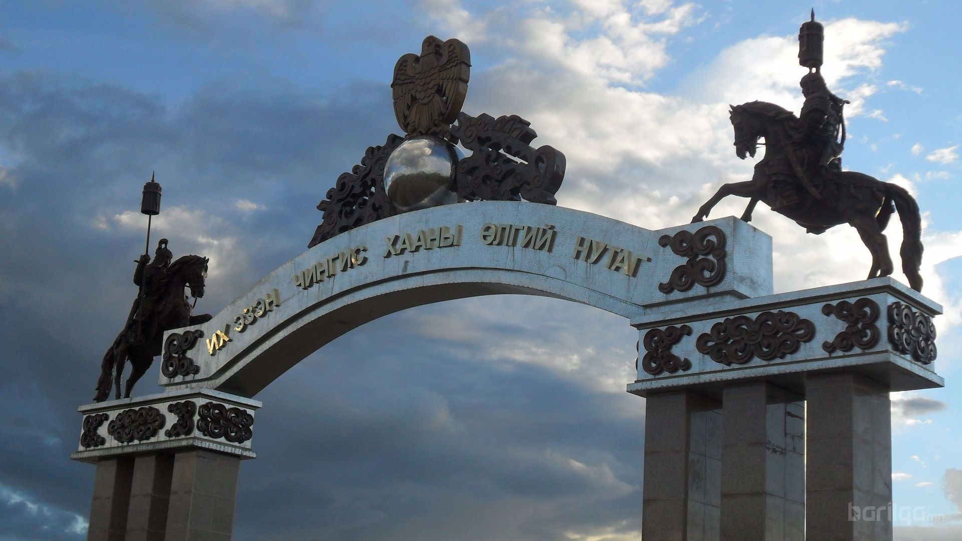 Хэнтий аймгийн бүтээн байгуулалтын хөгжил хаана явна вэ?