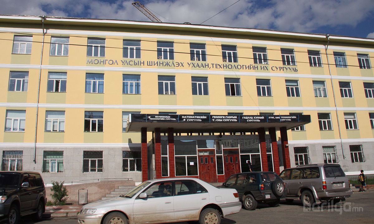Инженер мэргэжлээр төгссөн залуус ажлын байраа сонгоно
