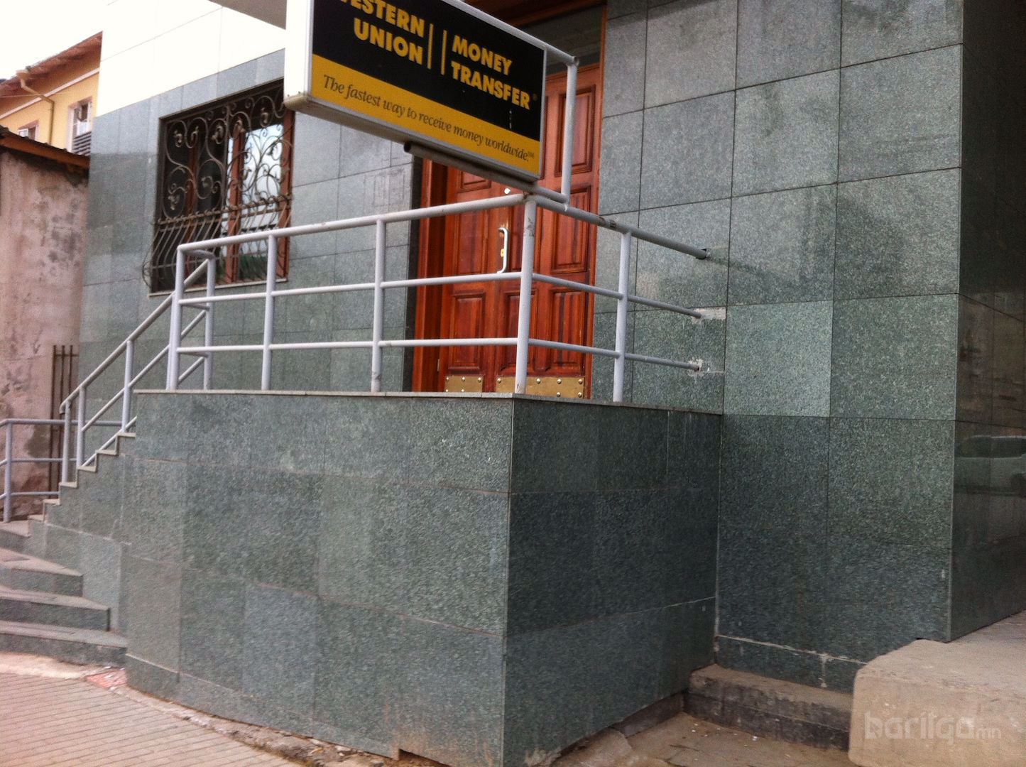 Гадна фасадны байгалийн чулуу