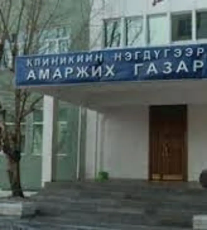 Нэгдүгээр амаржихын цахилгаан шат унаж, хоёр сувилагч ухаан алдсан уу