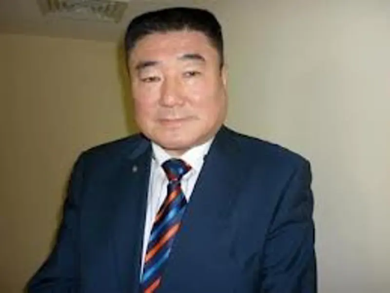 Зөвшөөрөлгүй барилга барьж байна гэж адлах хэрэггүй.