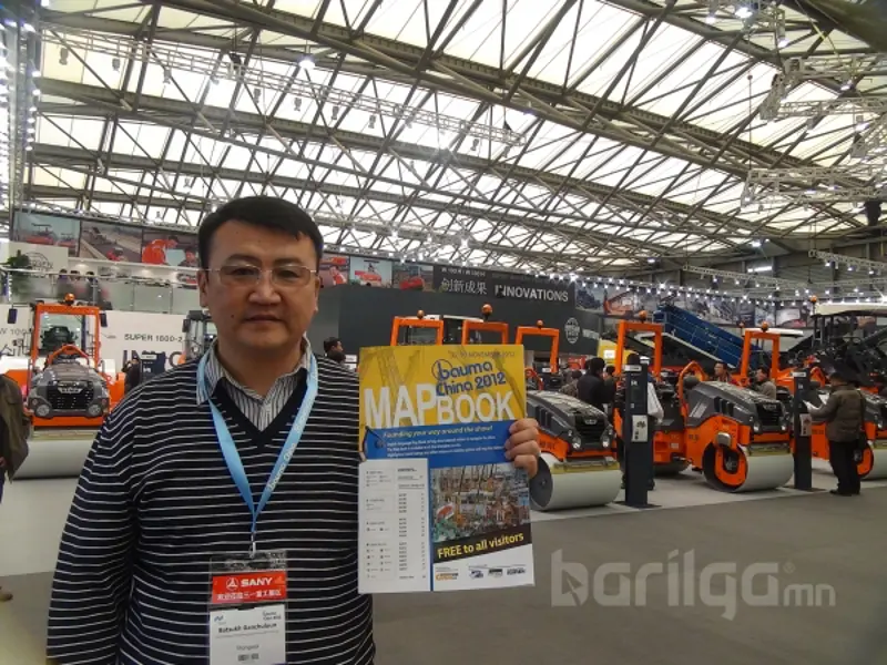 “Bauma China 2012 ” Олон улсын үзэсгэлэн яармаг болж байна.
