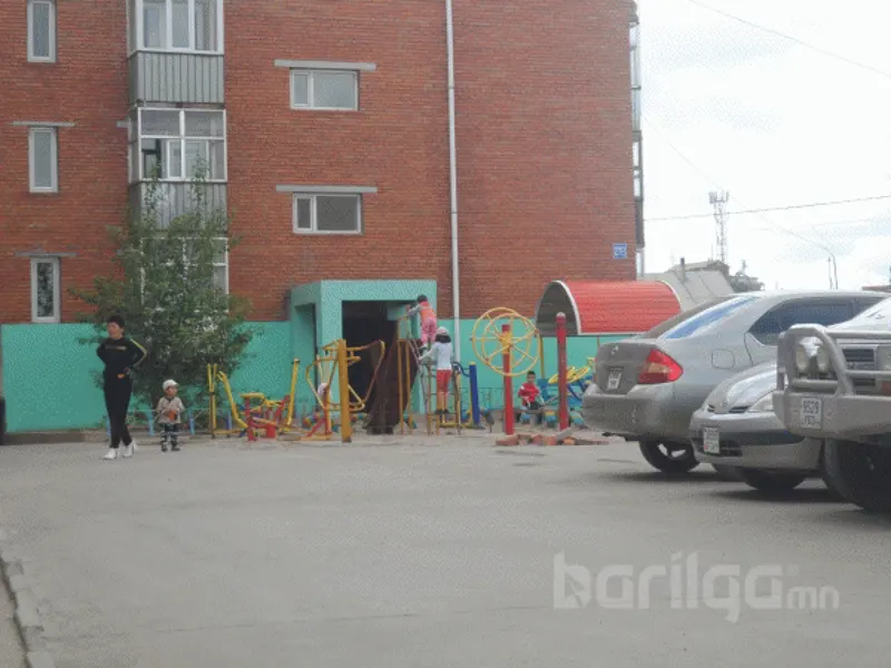 Баянгол дүүрэг, 6-р бичил хороололд 2008 онд ашиглалтанд орсон байранд 22мкв 1 өрөө байрыг зарна.