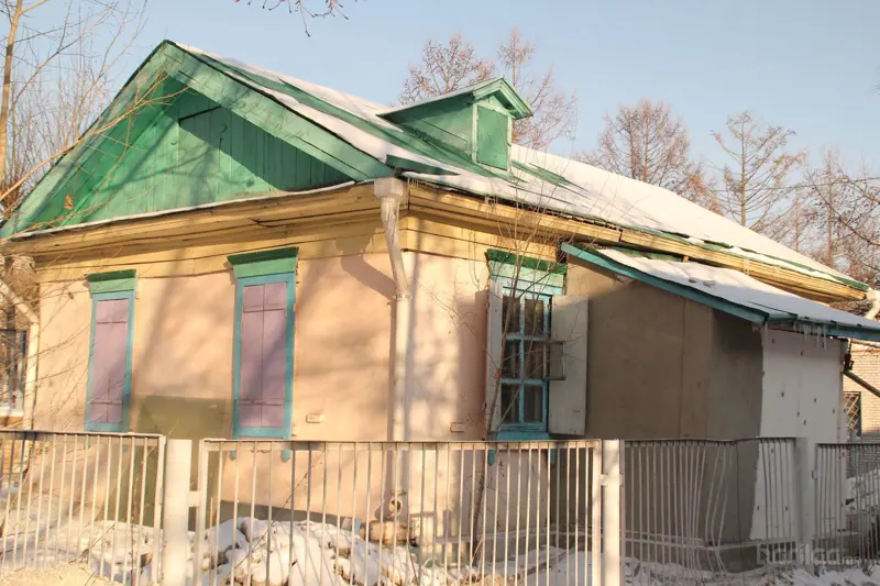 Консулын дэнжийн бүлгийн байшин