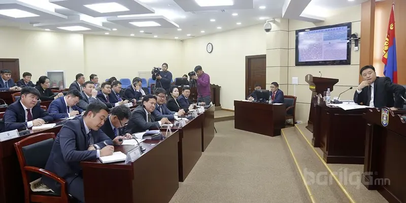 Зөвшөөрөлгүй барилгад хяналт хийжээ