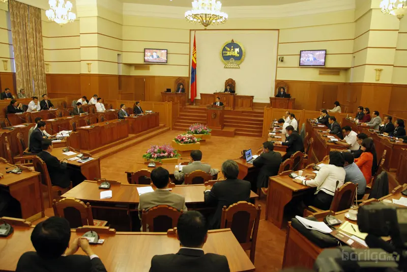 Ирээдүйн тэтгэврийн нөөц сангийн тухай хууль батлагдлаа