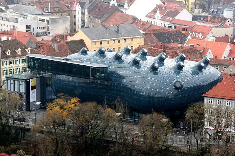“Kunsthaus Graz” урлагийн музей