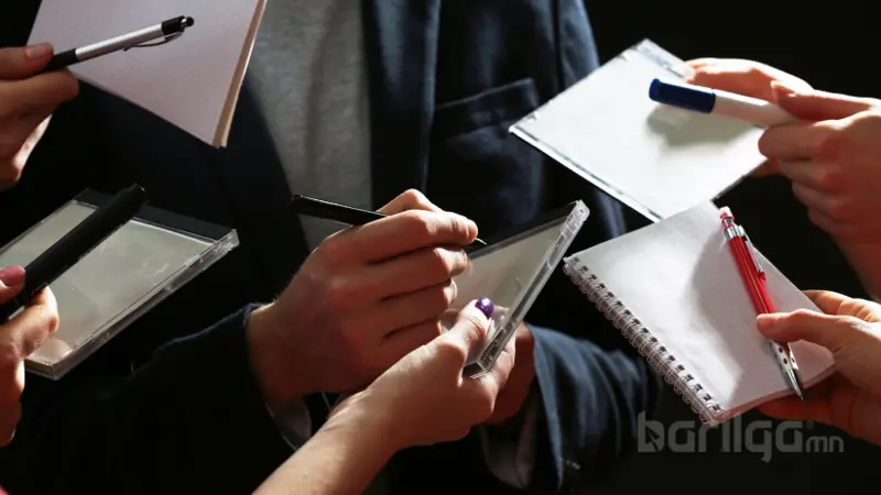 Редакторууд нэгдэн клуб байгууллаа