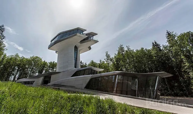 Сapital hill residence