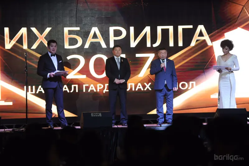 ​Барилгын салбарынхан хамтдаа шинэ жилийн баяраа тэмдэглэлээ