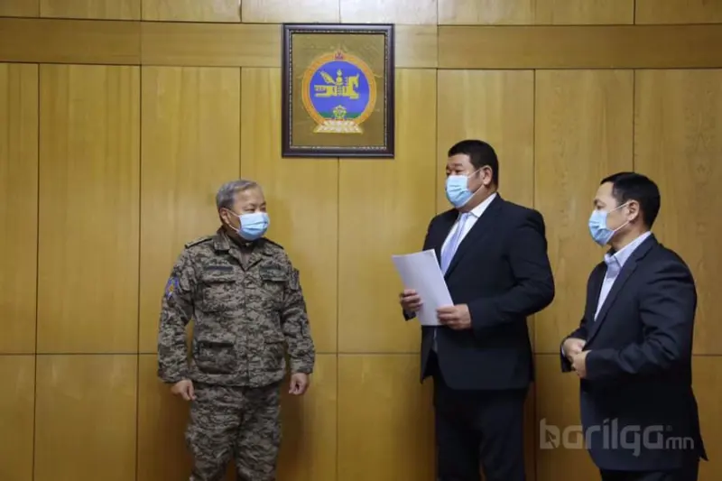 БХБЯ болон  харьяа байгууллага, төслийн нэгжүүд нэгдэн УОК-т хандив өргөлөө