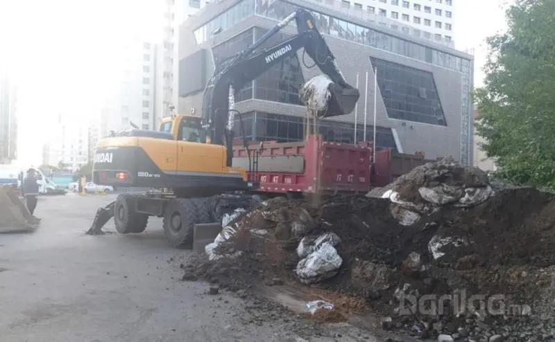 "S’Outlet", "Шунхлай" ШТС-ын барилгыг нурааж байна