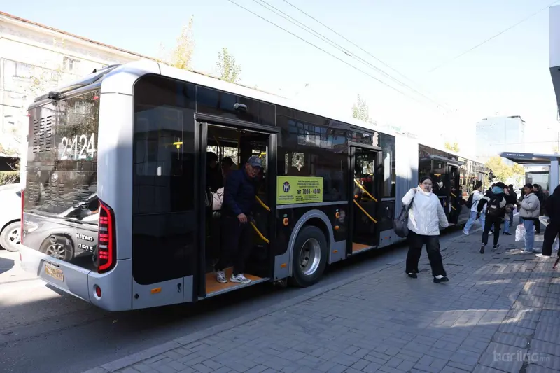 125 хүний багтаамжтай нийтийн тээврийн шинэ автобус үйлчилгээнд нэвтэрлээ