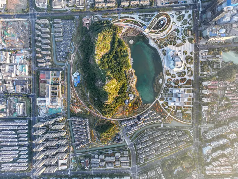 Lion Mountain Park / TLS Ландшафт Архитектур