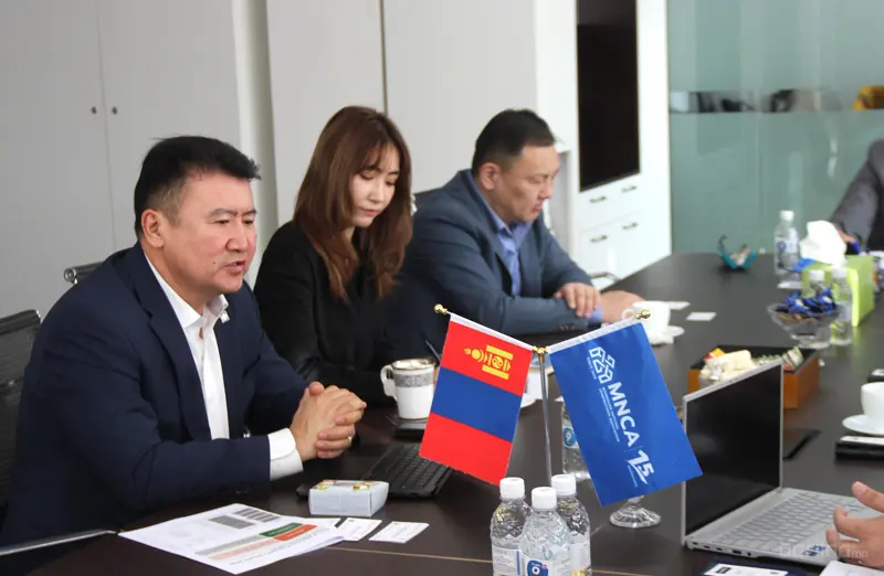 Төр хувийн хэвшлийн түншлэлийн менежементийн төслийн багийнхантай санал солилцлоо