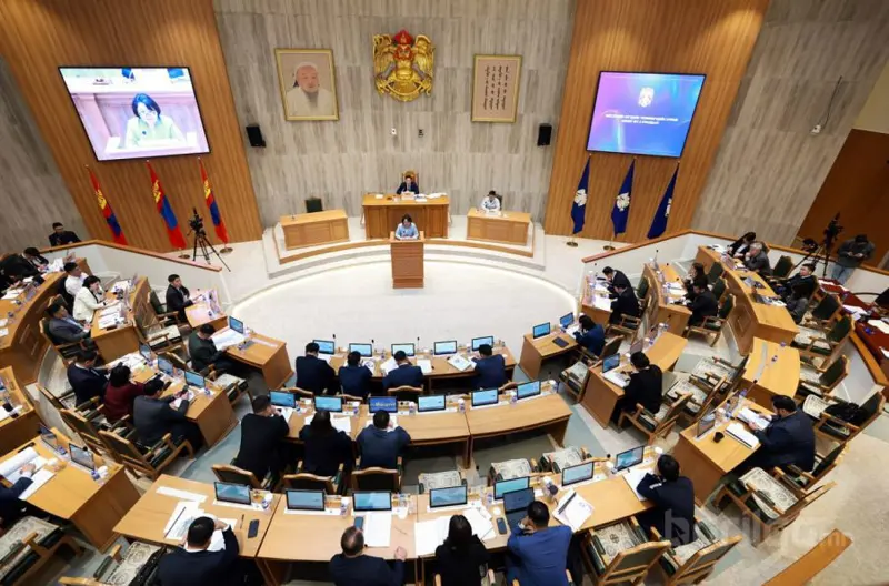 Нийслэлийн 2025 оны төсвийн нийт орлогыг 1,664.5 тэрбум төгрөг гэж тодотголоо