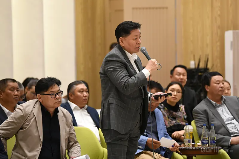 Хүннү хотын тээвэр логистикийн бүсийн хөгжлийн стратеги уулзалт хэлэлцүүлэг боллоо