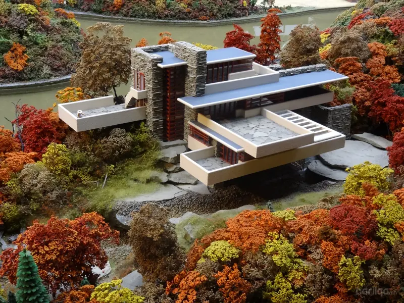 Усан дээр баригдсан архитектурын гайхамшиг– Fallingwater