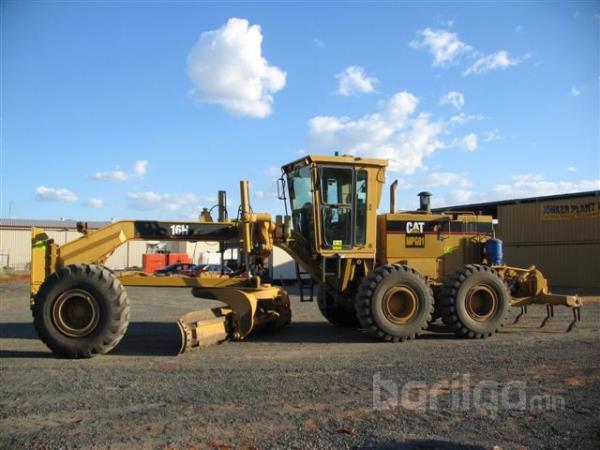 Caterpillar 16H Motor Grader